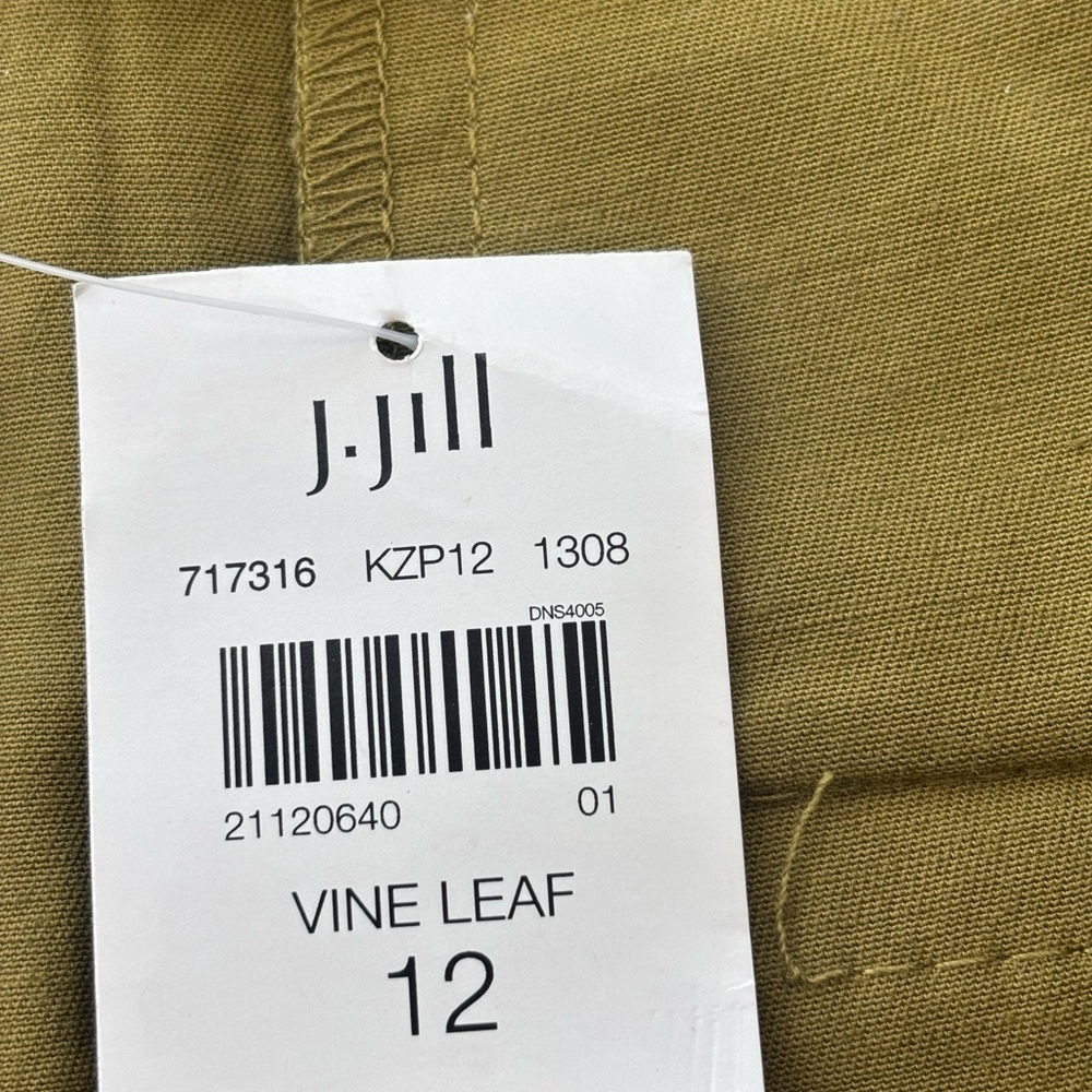 NWT J. Jill Vine Leaf Pencil Skirt, Size 12 - Picture 8 of 9